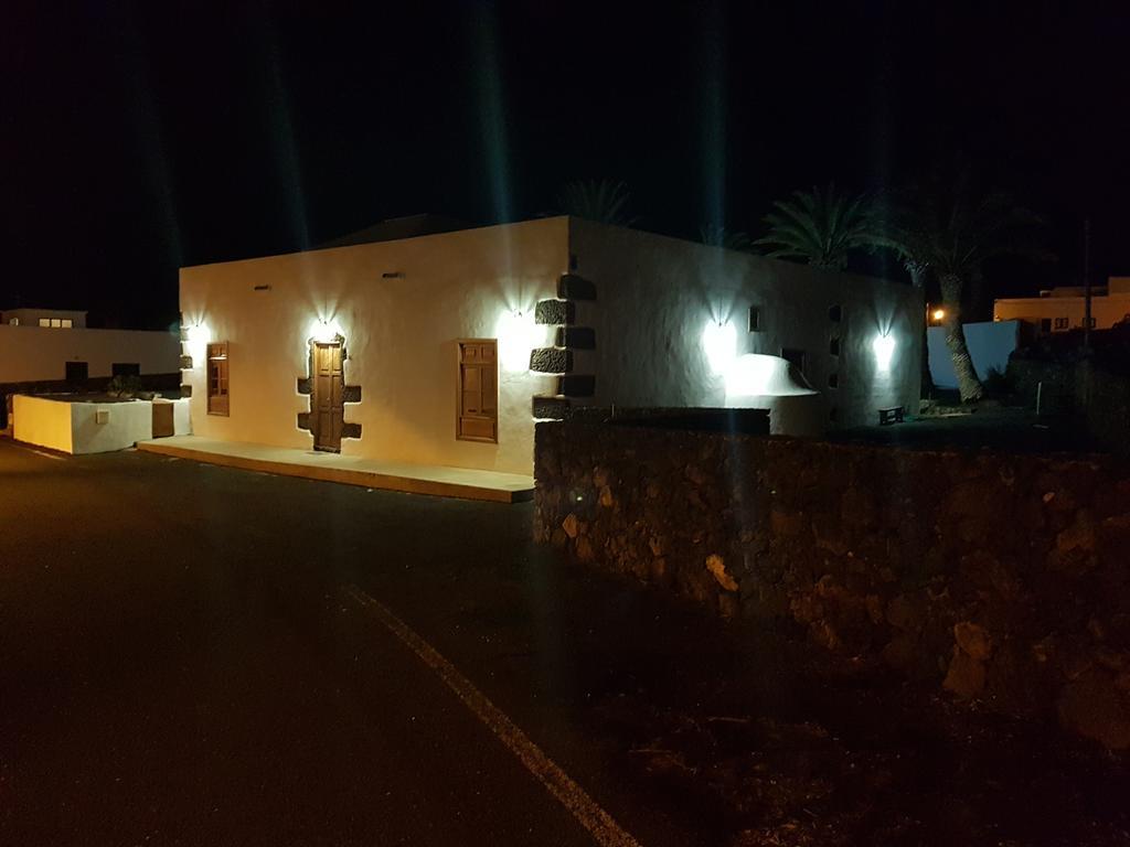 Hotelito Rural Flor De Timanfaya Tinajo Exteriör bild