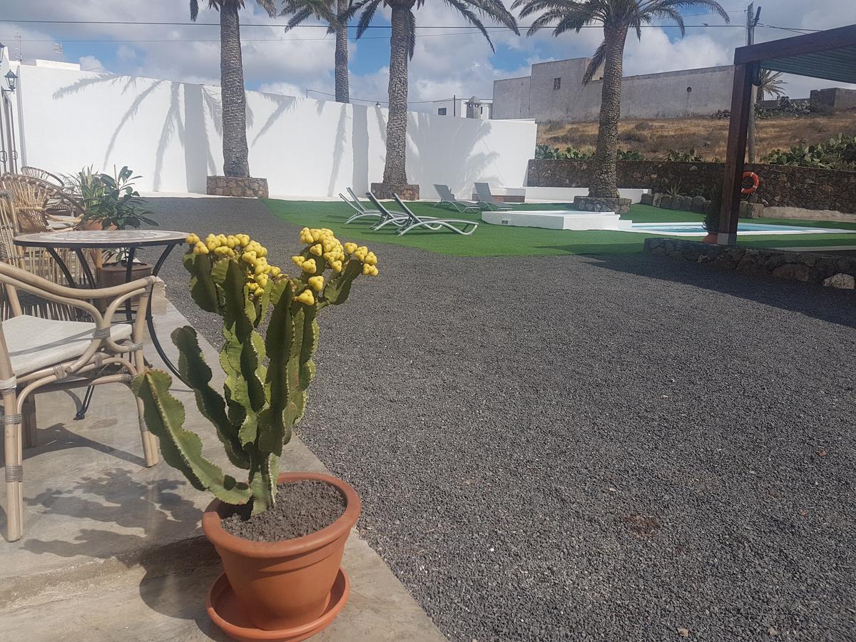 Hotelito Rural Flor De Timanfaya Tinajo Exteriör bild