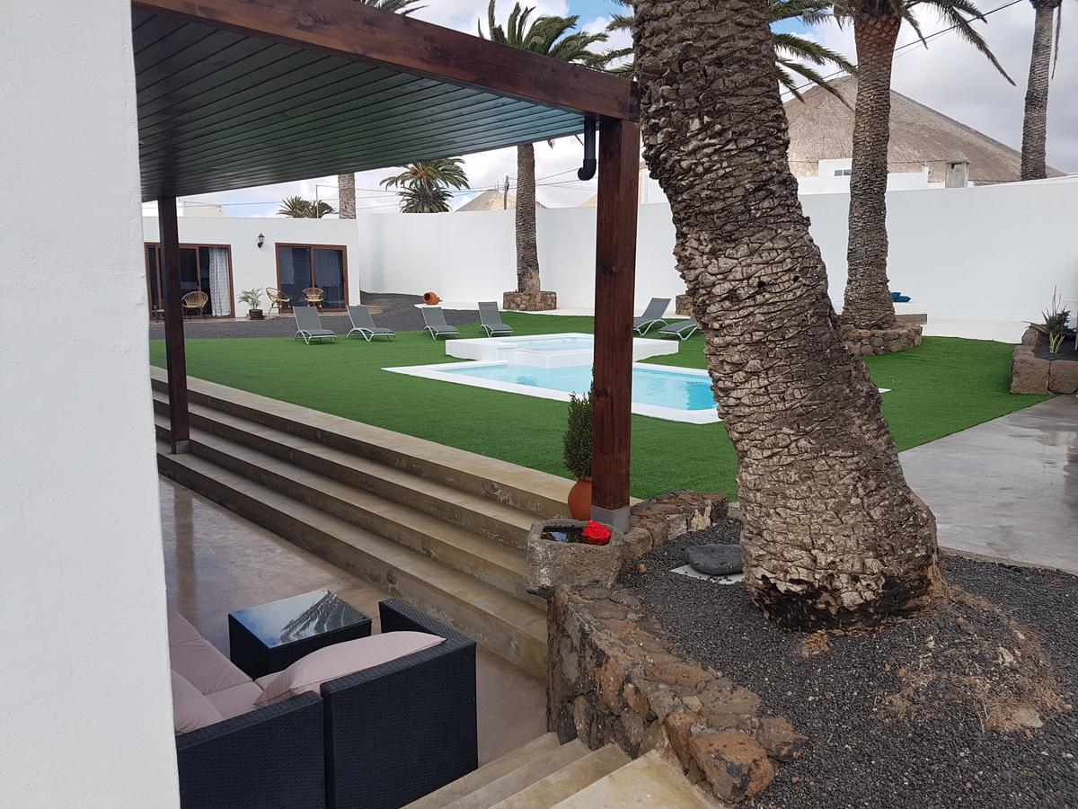 Hotelito Rural Flor De Timanfaya Tinajo Exteriör bild